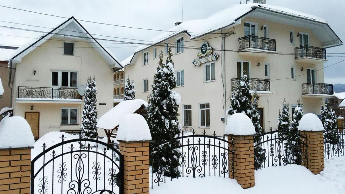 Edelweiss Hotel Поляна Екстериор снимка